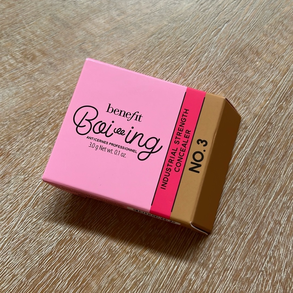 Benefit boiing industrial strength concealer NO.3